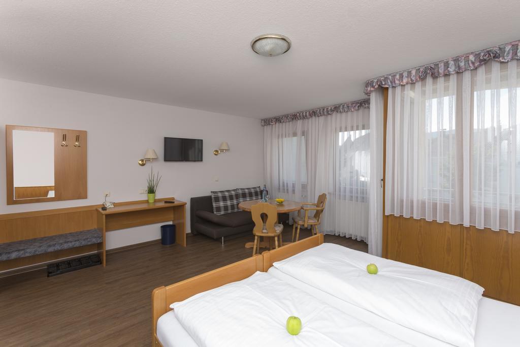 Hotel Gasthof Sonne Fridingen an der Donau Exterior foto