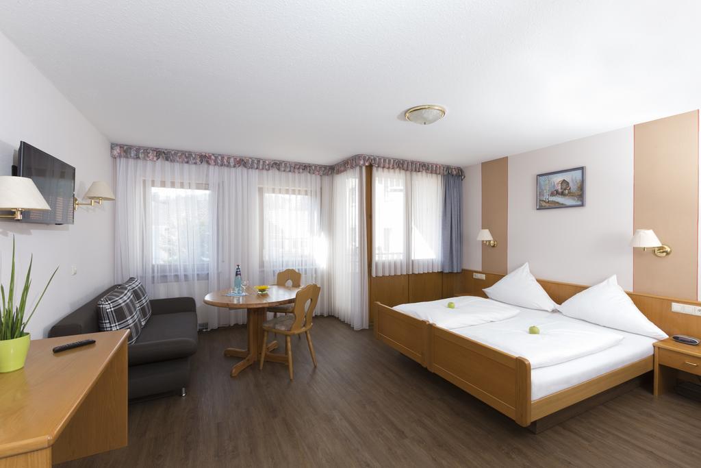 Hotel Gasthof Sonne Fridingen an der Donau Exterior foto